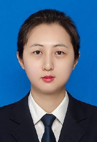 李奕然律师